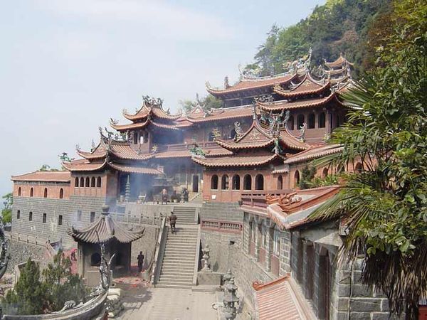 祠山庙(广德县的庙名) 祠山庙(广德县的庙名)