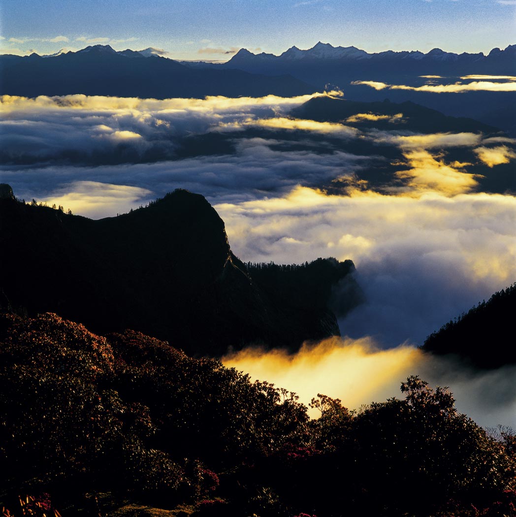 瓦灰山景区 瓦灰山景区