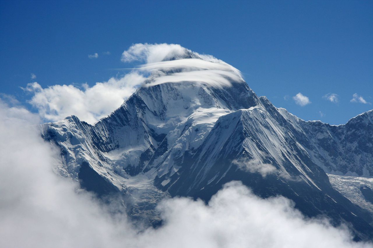 贡嘎山 贡嘎山