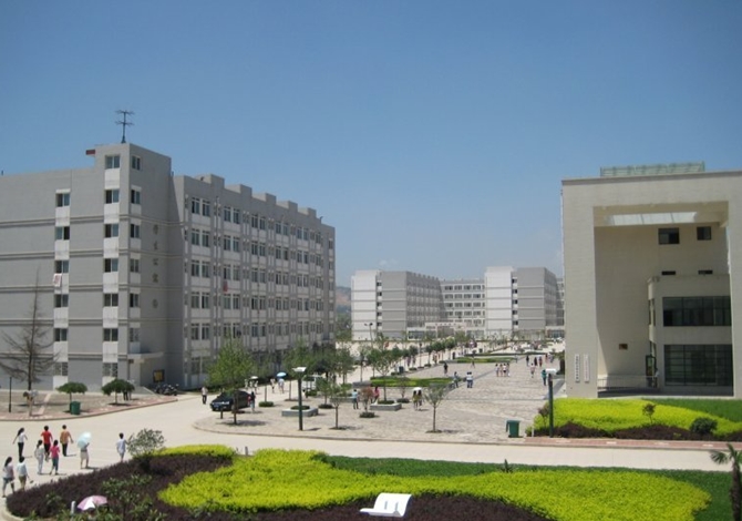 西安建筑科技大学职业技术学院 西安建筑科技大学职业技术学院