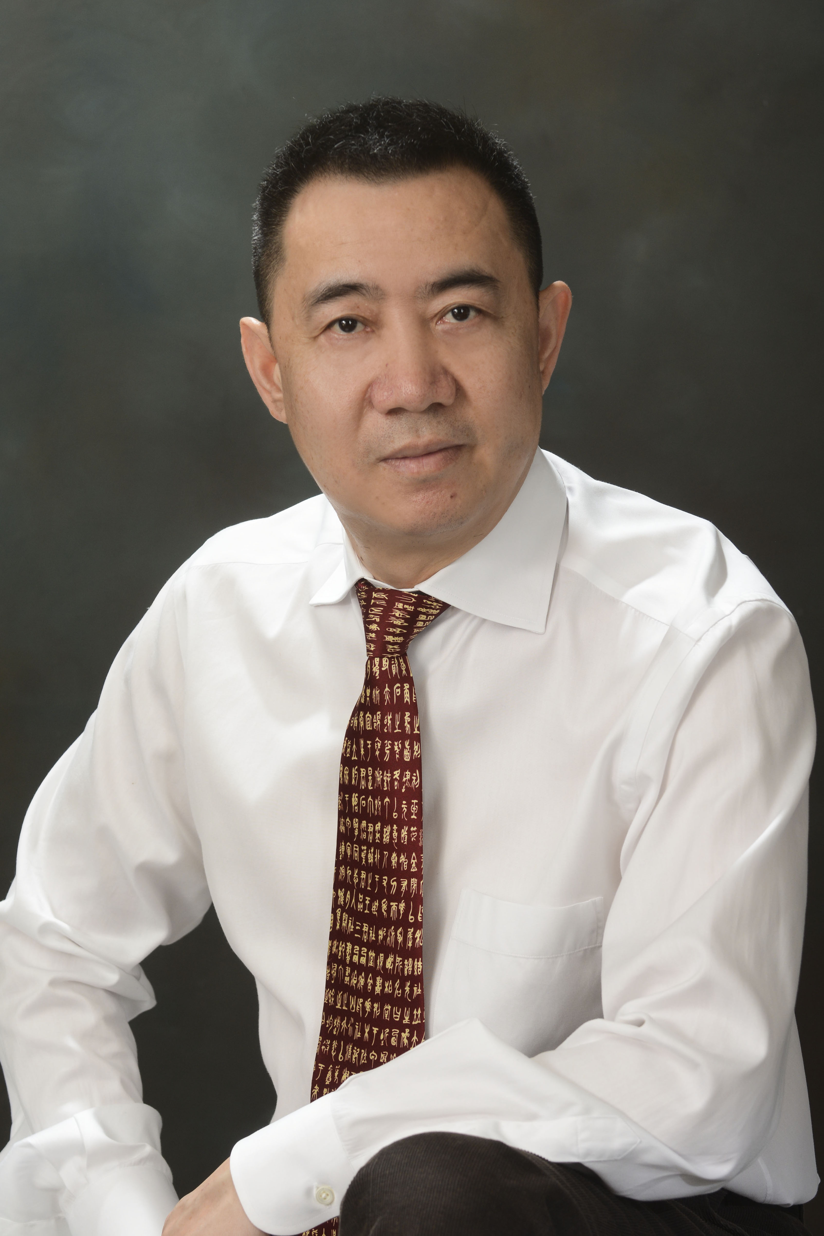 汤小明 汤小明
