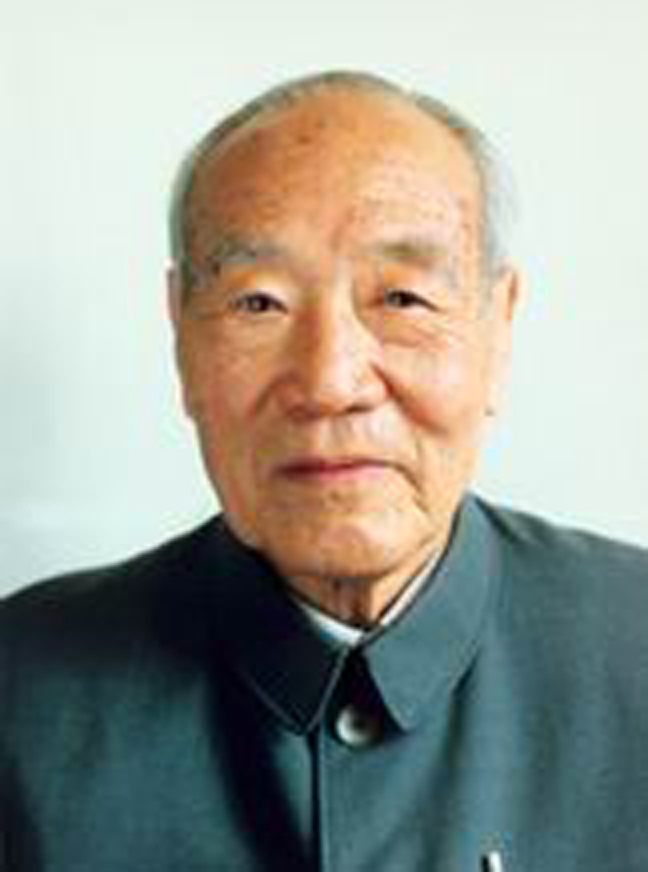 侯镜如 侯镜如