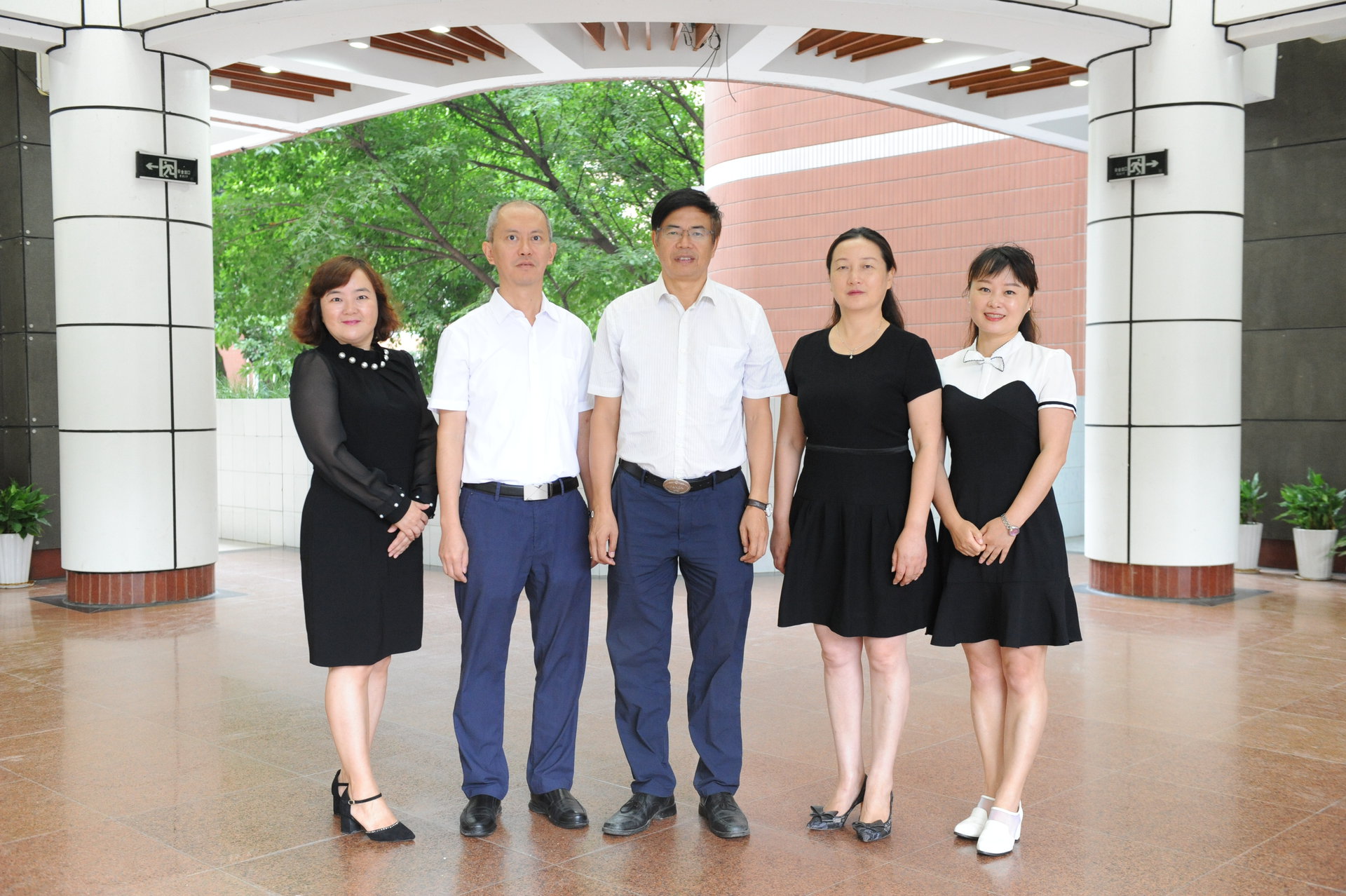 重庆市田家炳中学 重庆市田家炳中学