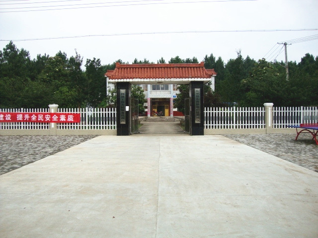金山村(安徽省池州市东至县东流镇) 金山村(安徽省池州市东至县东流镇)