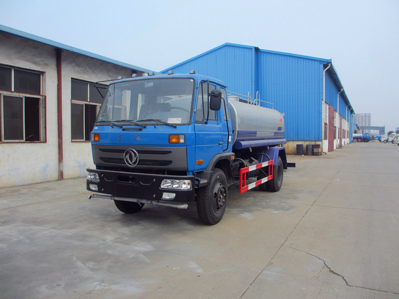 洒水车 洒水车