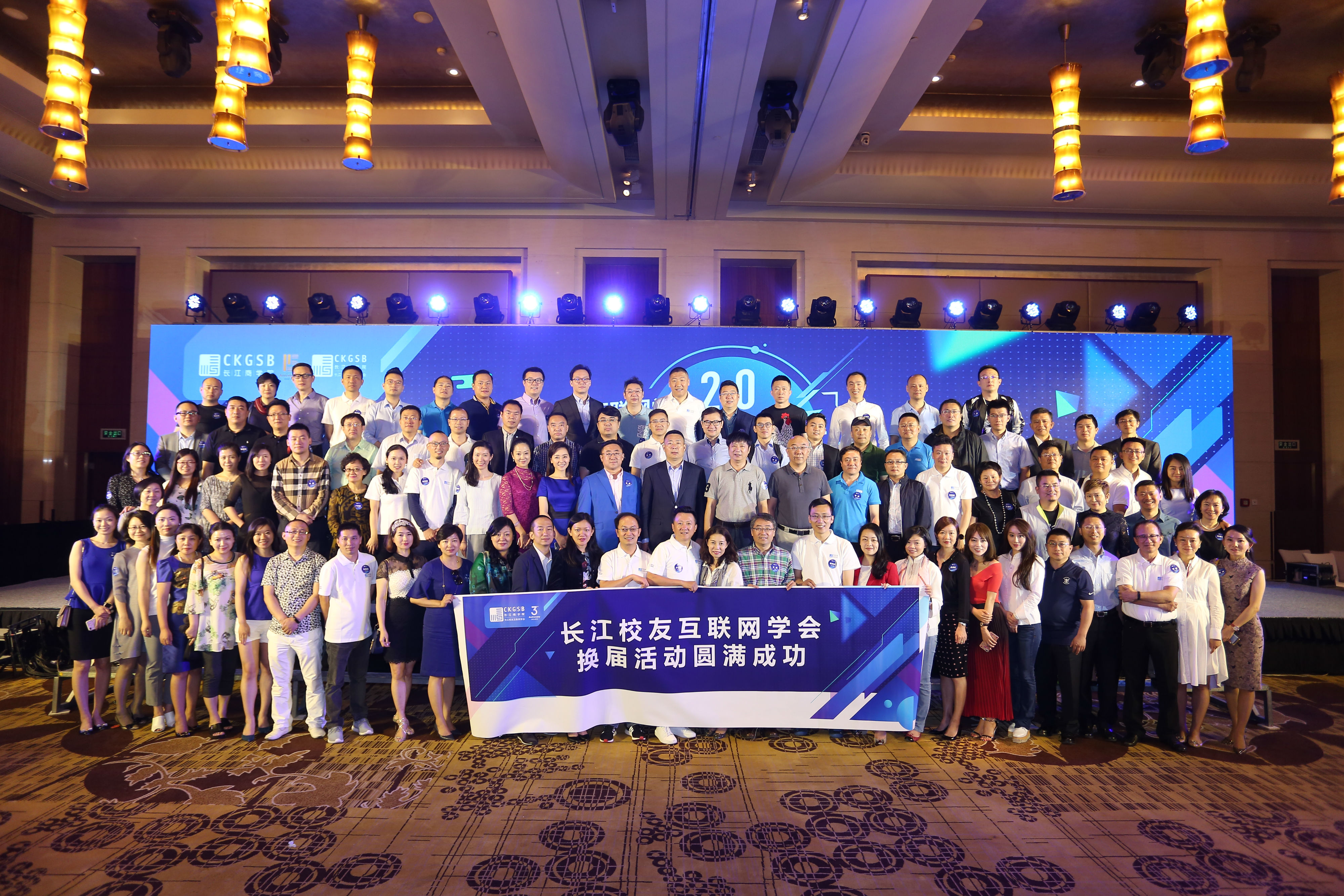于光东 于光东