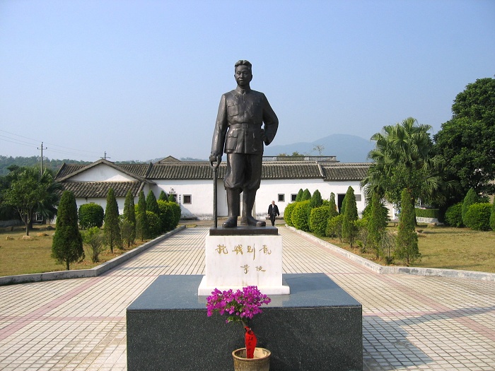 叶挺铜像 叶挺铜像