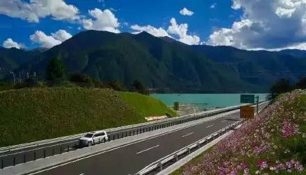 拉林高等级公路 拉林高等级公路