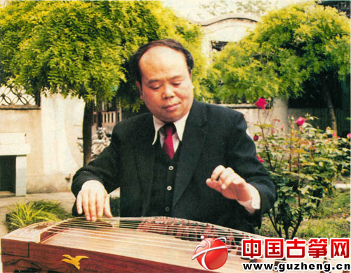 年轻时的张弓 年轻时的张弓