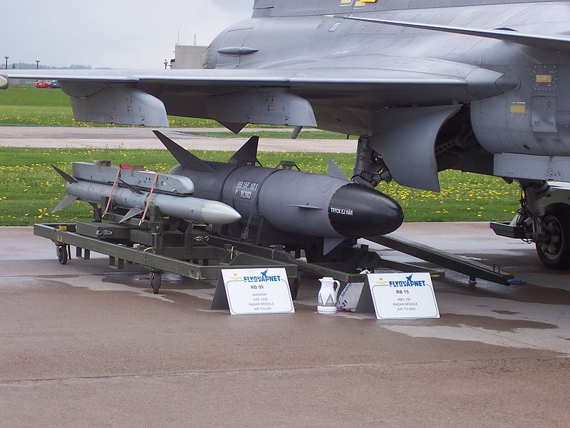 JAS-39挂载的RBS-15和AIM-120 JAS-39挂载的RBS-15和AIM-120