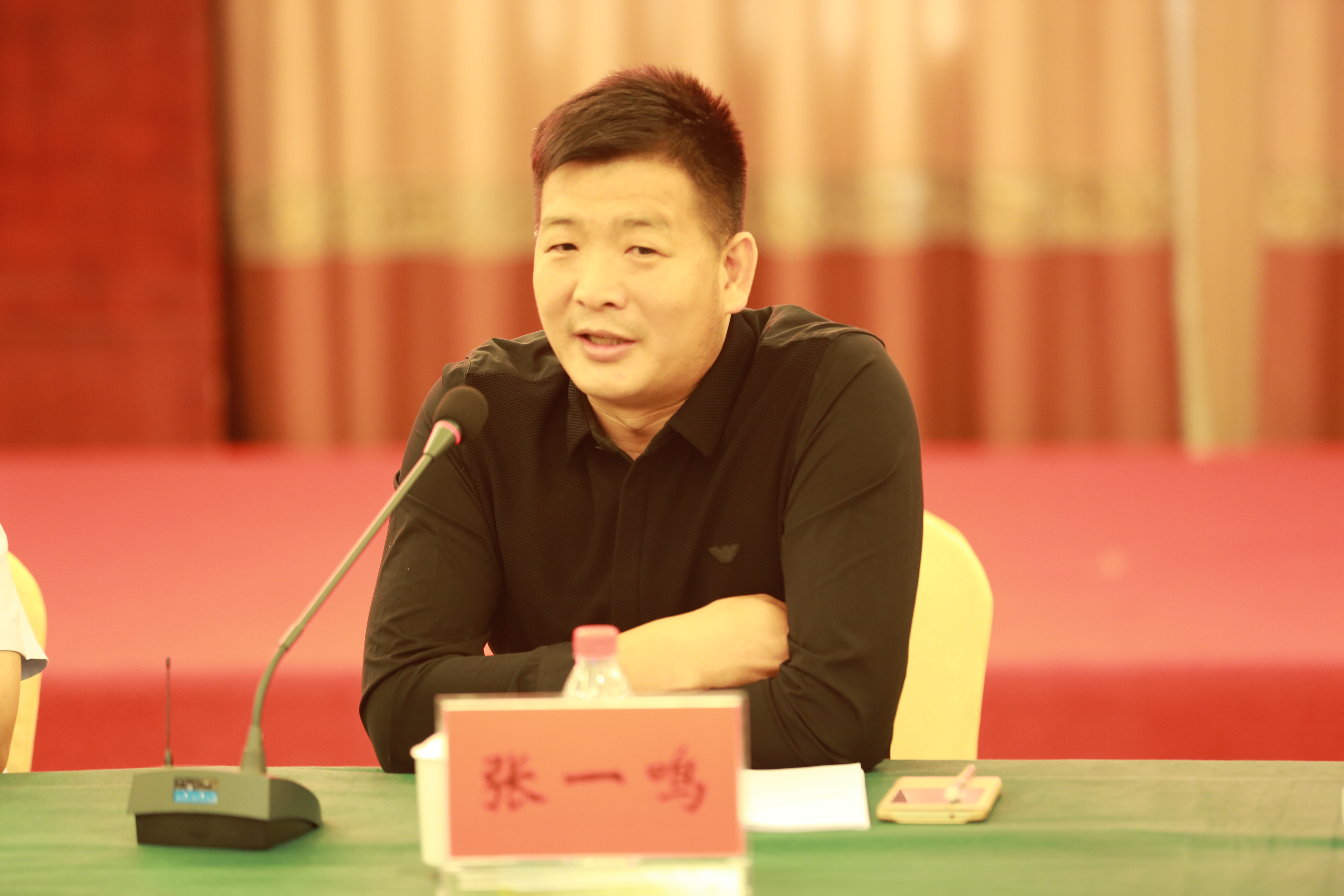 张一鸣(中国内地男演员、导演) 张一鸣(中国内地男演员、导演)