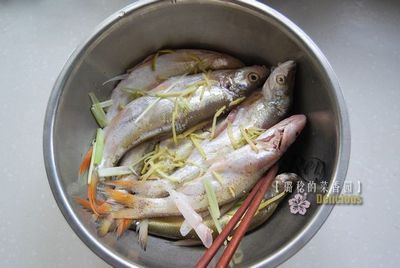 醋焖白条鱼