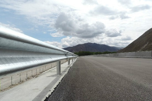 拉林高等级公路 拉林高等级公路