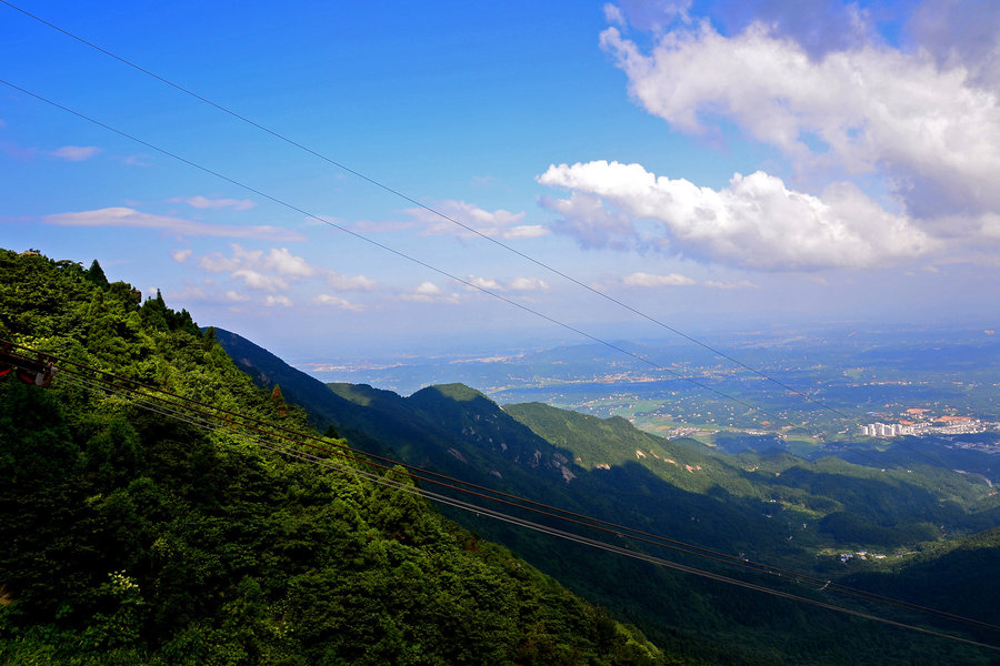 湖南(湘(中华人民共和国湖南省别称)一般指本词条) 湖南(湘(中华人民共和国湖南省别称)一般指本词条)