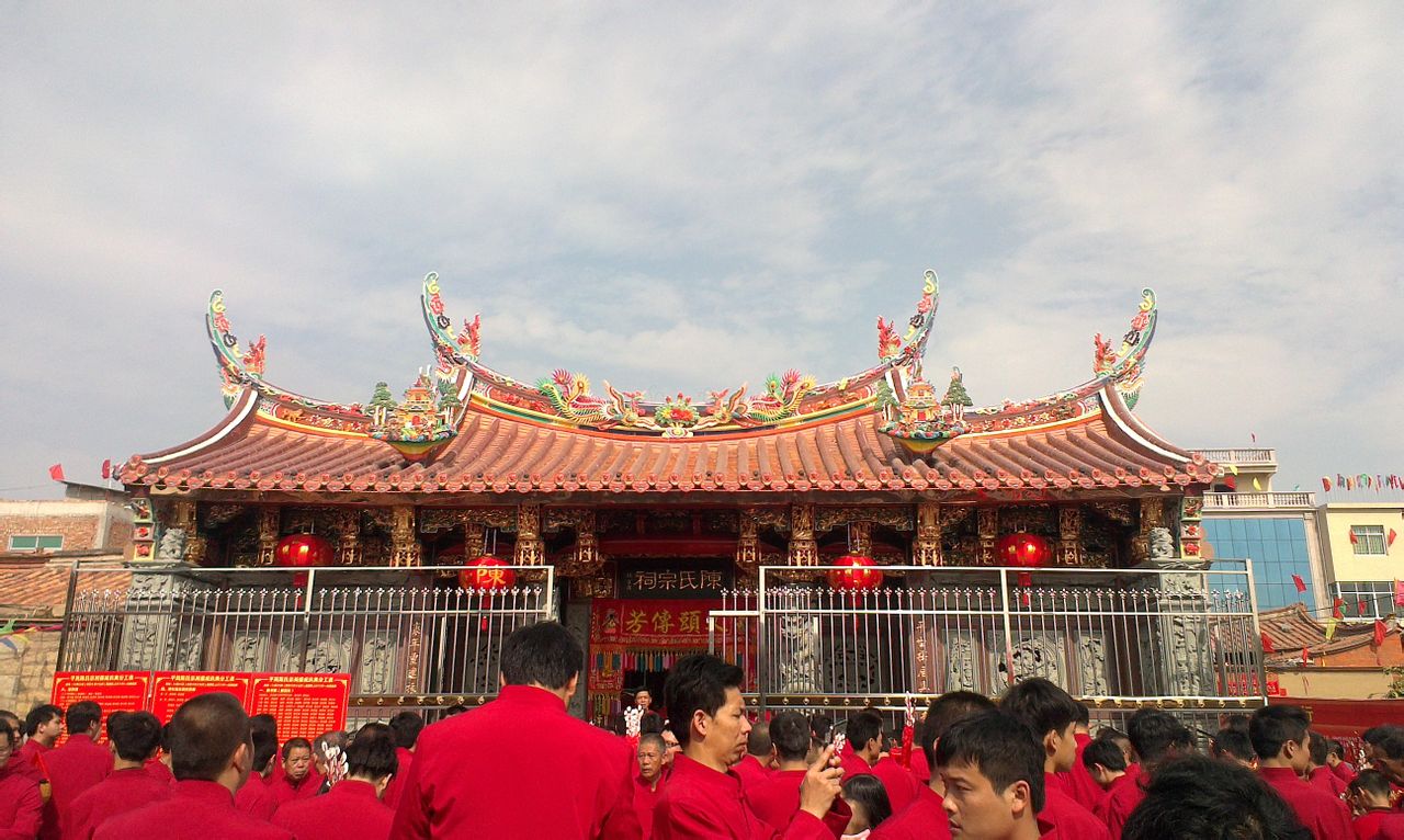 平坑村(福建省泉州市晋江市东石镇下辖村) 平坑村(福建省泉州市晋江市东石镇下辖村)