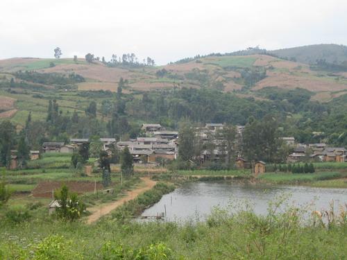 碑亭村(云南省弥勒县巡检司镇钟山村委会行政村) 碑亭村(云南省弥勒县巡检司镇钟山村委会行政村)