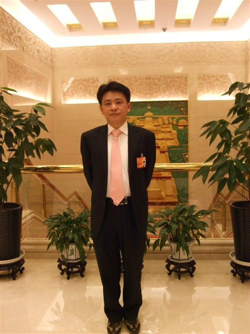 邹勇(“气功大师”王林关门弟子) 邹勇(“气功大师”王林关门弟子)