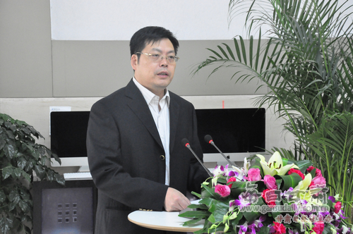 安黎哲 安黎哲