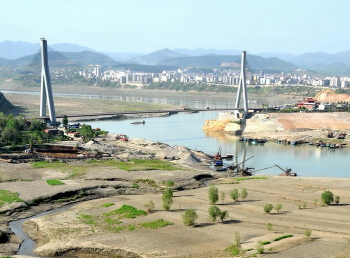 汉江湖北郧县段枯水期 汉江湖北郧县段枯水期