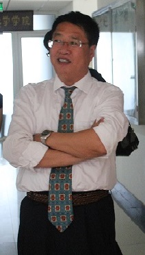 赵令志 赵令志