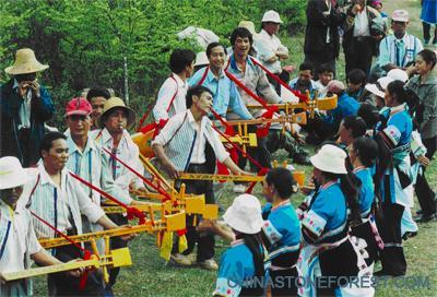 彝族大三弦舞 彝族大三弦舞