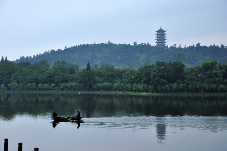 张公山麓