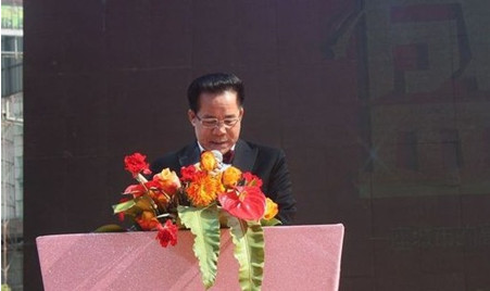 刘杰夫先生髮表演讲 刘杰夫先生髮表演讲