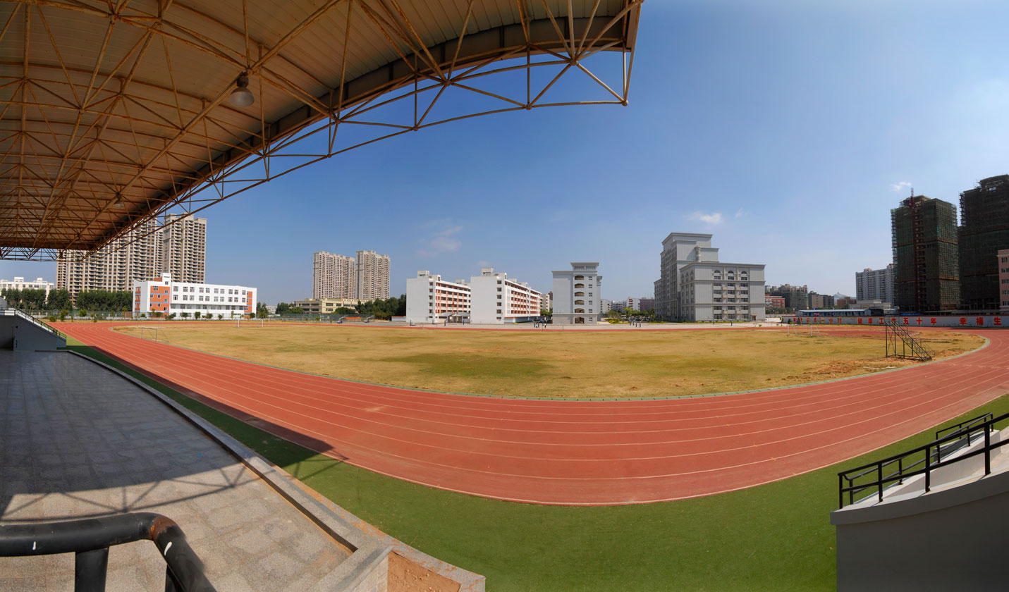 学校操场 学校操场