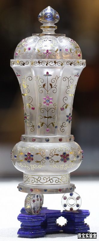 2009天工奖金奖作品《错金嵌宝圣水瓶》 2009天工奖金奖作品《错金嵌宝圣水瓶》