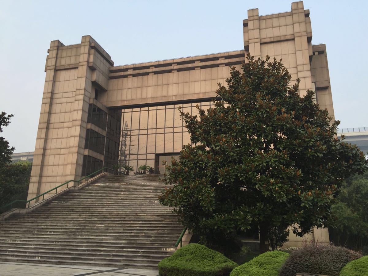 闵行区烈士陵园