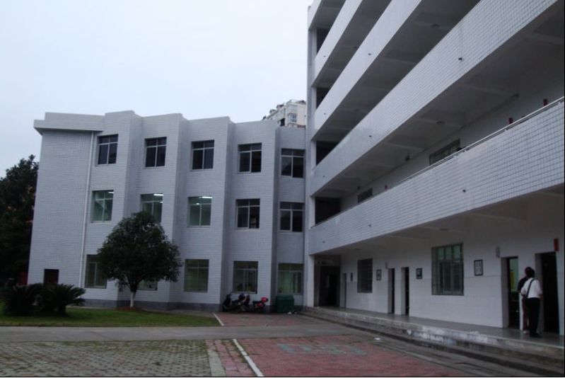 勤励楼 勤励楼