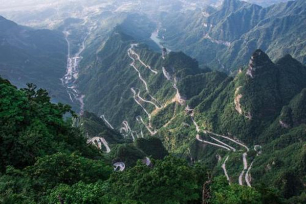九十九道拐(川藏公路路段) 九十九道拐(川藏公路路段)