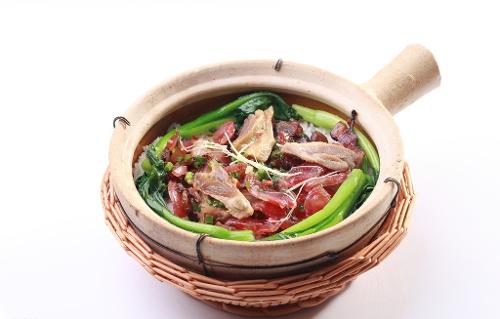 煲仔饭 煲仔饭
