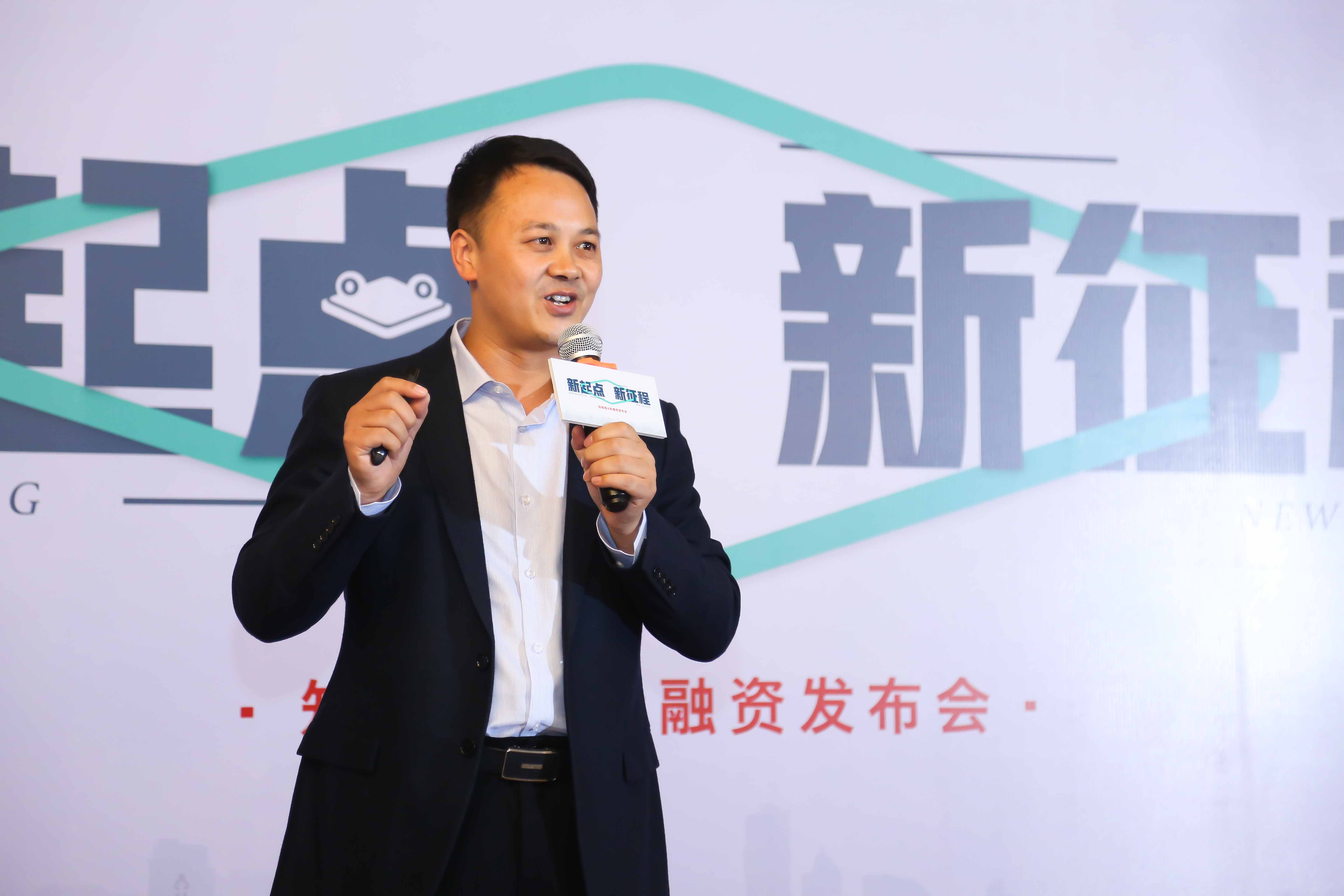 严长春 严长春