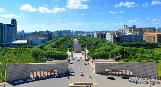 吉林大学(中国一流大学-985-211工程) 吉林大学(中国一流大学-985-211工程)