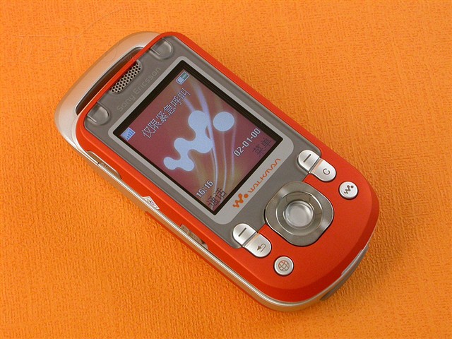 索尼爱立信W550c 索尼爱立信W550c