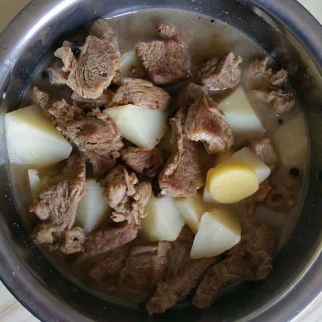 家常炖牛肉 家常炖牛肉