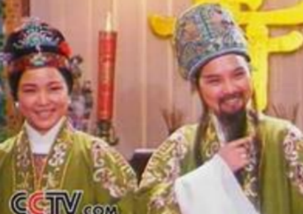《五女拜寿》剧照 《五女拜寿》剧照