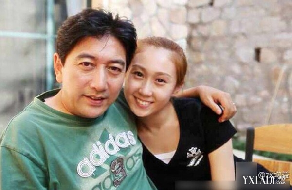 水均益与女儿 水均益与女儿
