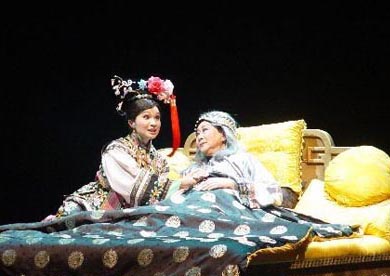 卢燕(演员、製片人、影片策划及解说配音)