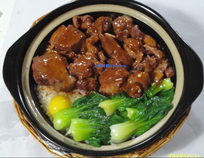 仔排煲仔饭 仔排煲仔饭