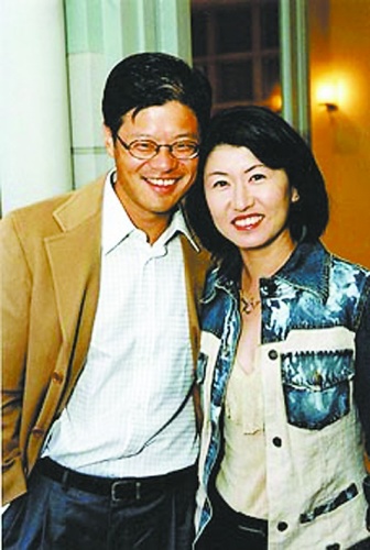 杨致远和妻子山崎晶子 杨致远和妻子山崎晶子