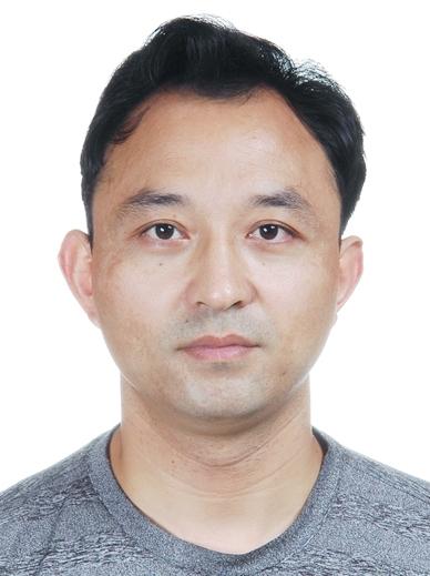 刘卫(中国科学院上海套用物理研究) 刘卫(中国科学院上海套用物理研究)