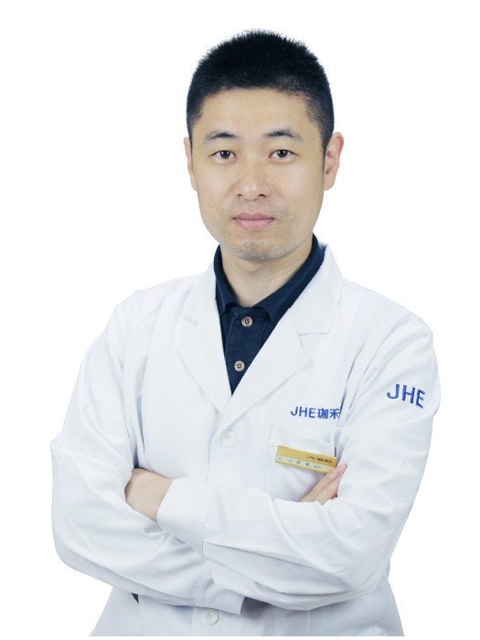 苏侃(湖北整形医师) 苏侃(湖北整形医师)