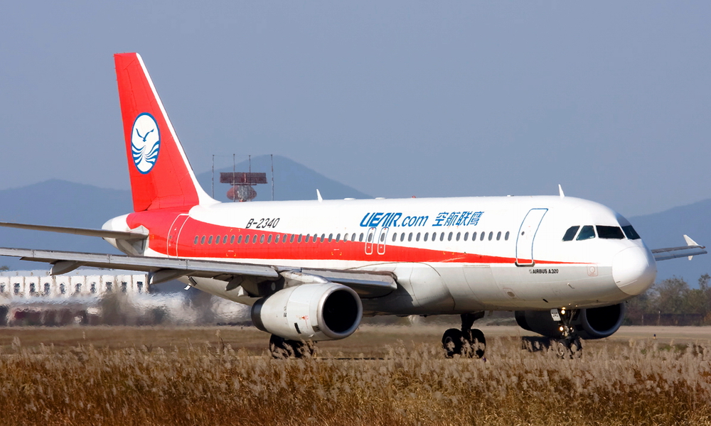 租赁自四川航空的鹰联航空班机 租赁自四川航空的鹰联航空班机