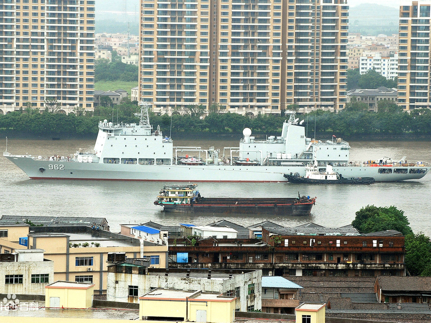 泸沽湖号补给舰 泸沽湖号补给舰