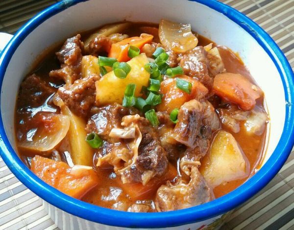 炖牛肉头