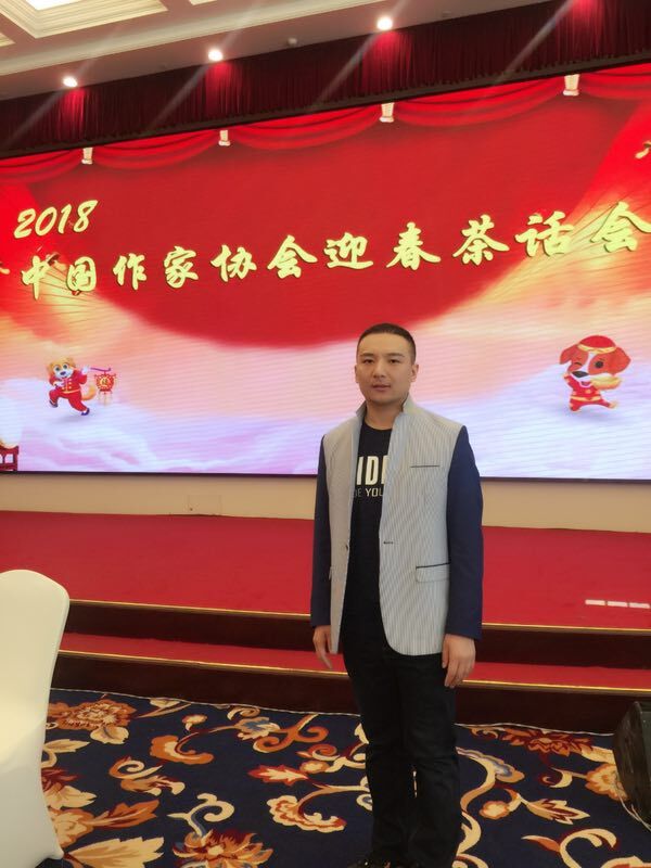 赵小滨 赵小滨
