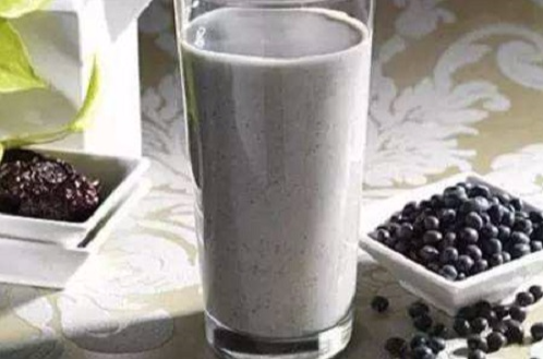 杏仁黑豆豆浆