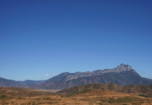 格姆女神山 格姆女神山